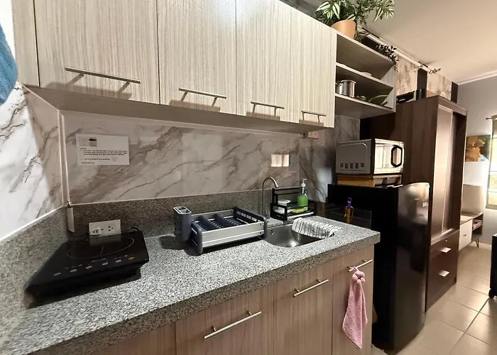 公寓式飯店 In Filinvest City, Alabang, Muntinlupa 马尼拉